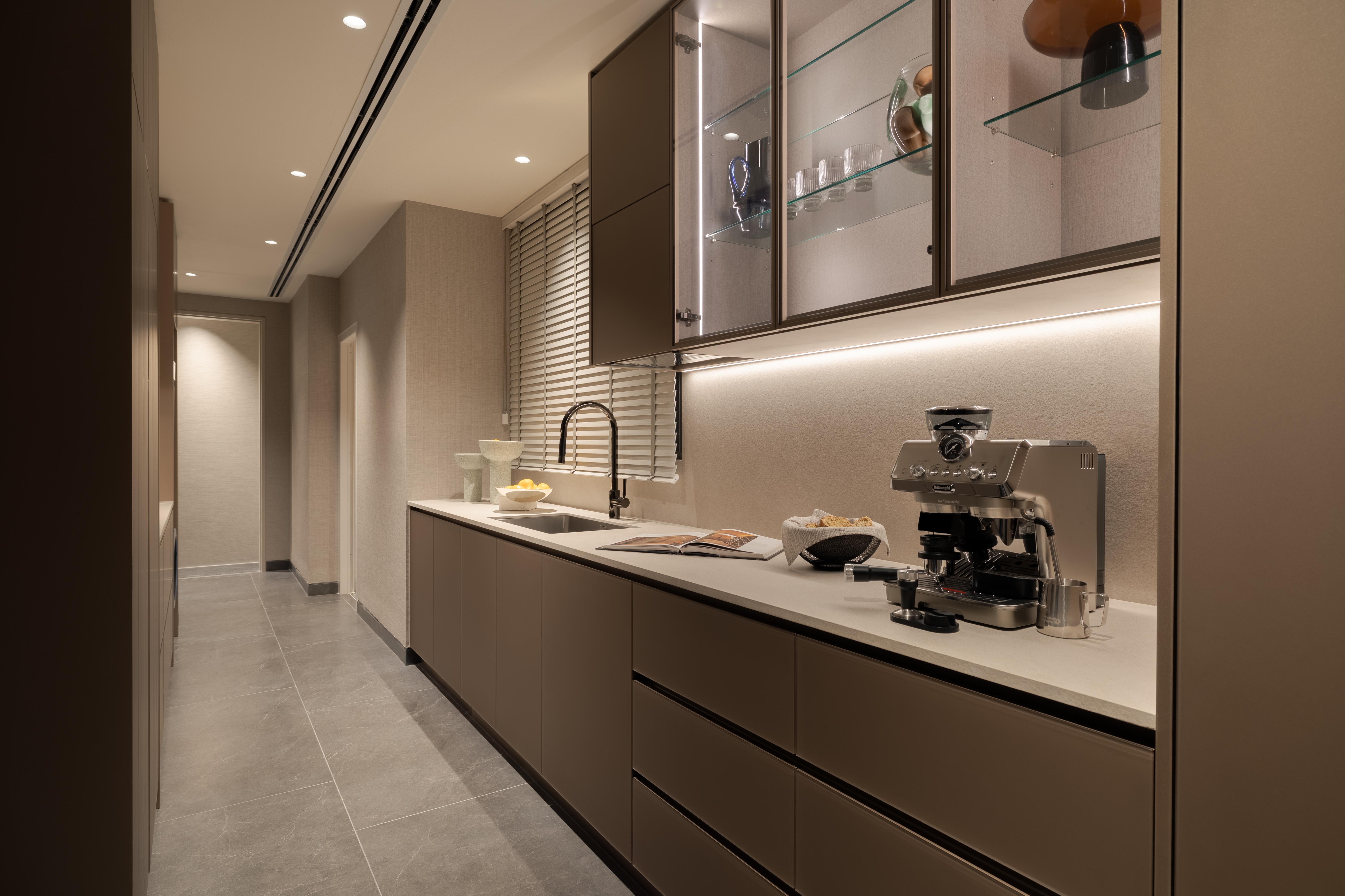 5 Bedroom Residence Small